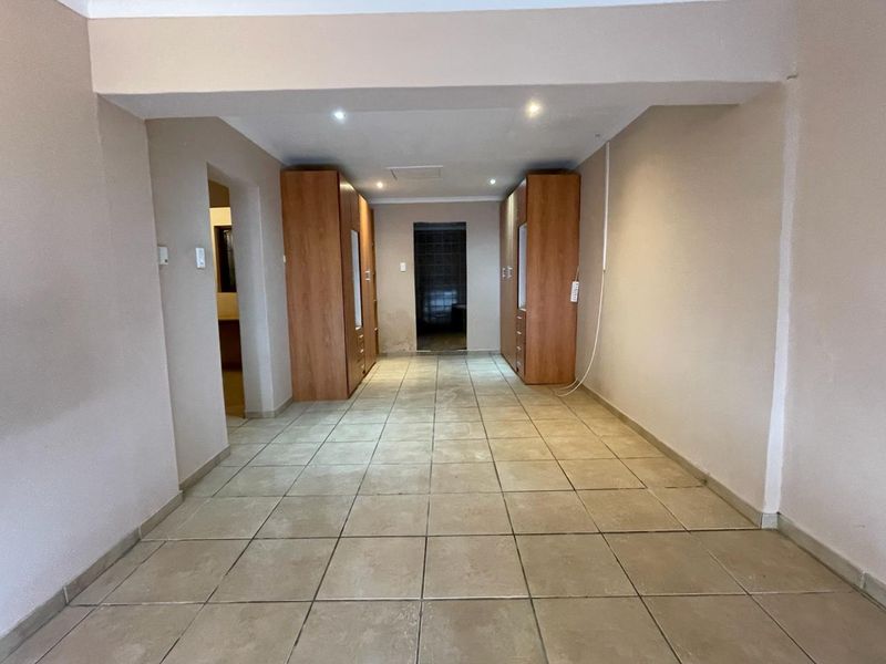 Great family home - Photo 8