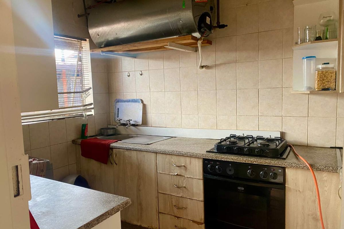 Own your space - Photo 4