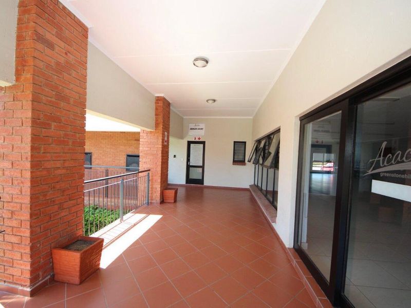 2 Bedroom Garden Aprtment for Sale in Greenstone Hill - Photo 6