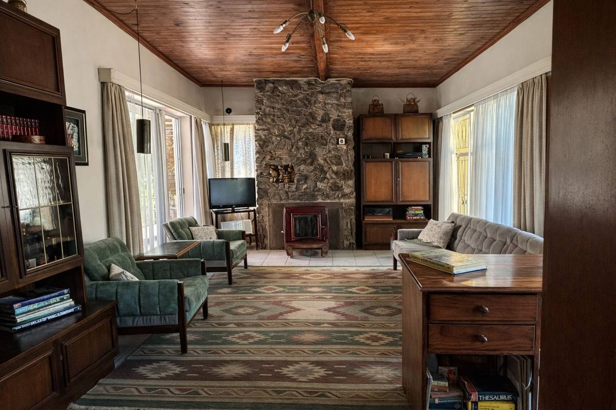 EXCLUSIVE MANDATE - NEAT AND IDEAL FOR A YOUNG  FAMILY TO GROW - LOVELY BIG STAND - Photo 4