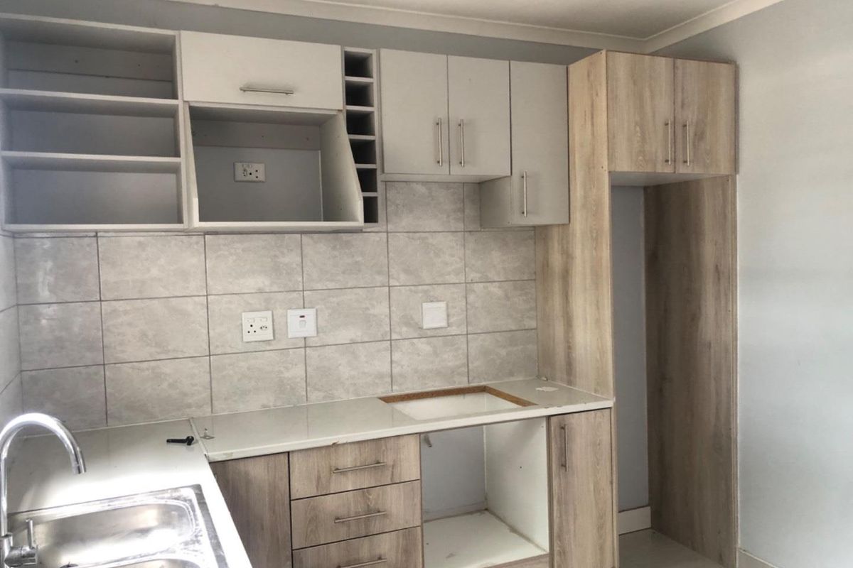 Brand new house for sale - Photo 3