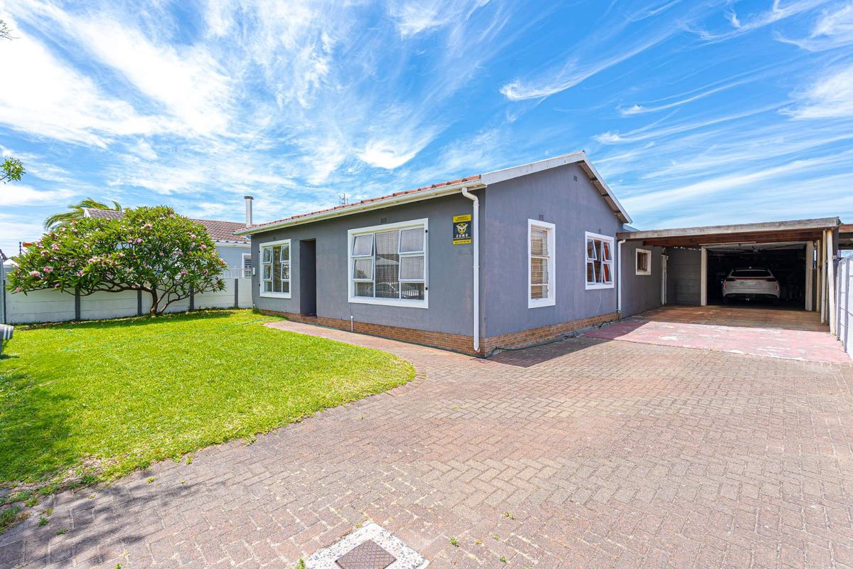 Comfortable 3 bedroomed home in Ottery - Photo 3