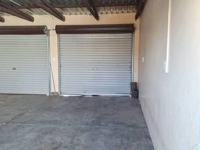 FOR SALE: 3 bedrooms house for sale in Okahandja,Vedderstal, Selling price N$1250,000 cost excluded, Erf size  640 m2 - Photo 5