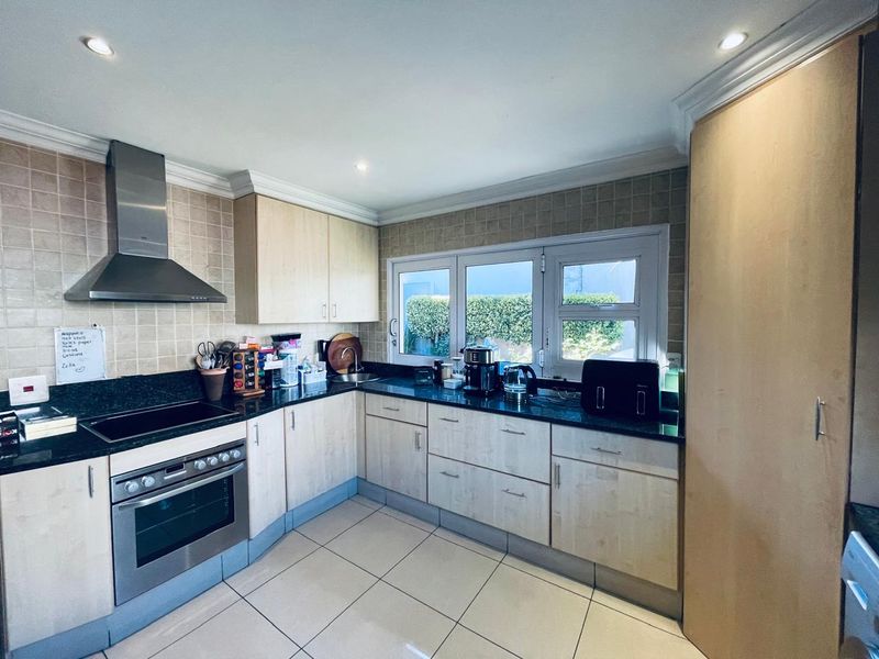 3 Bed Townhouse for Rent in Fourways - Photo 6
