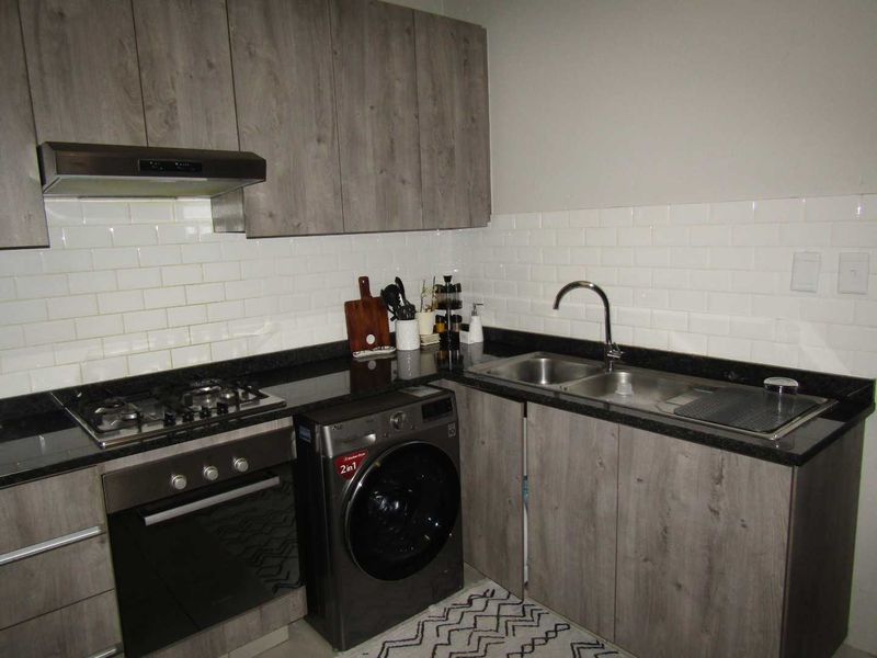 Lifestyle Living in Very Secure Complex - Photo 5