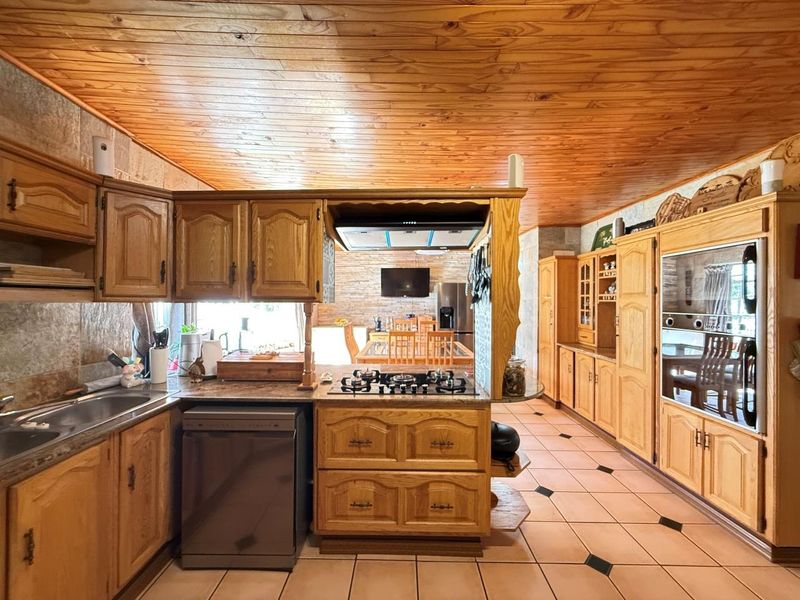This is the property people dream about. Most never find it. - Photo 7