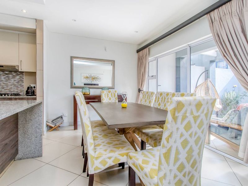 Stylish 3 Bedroom Townhouse in Edenburg,Rivonia - Photo 4