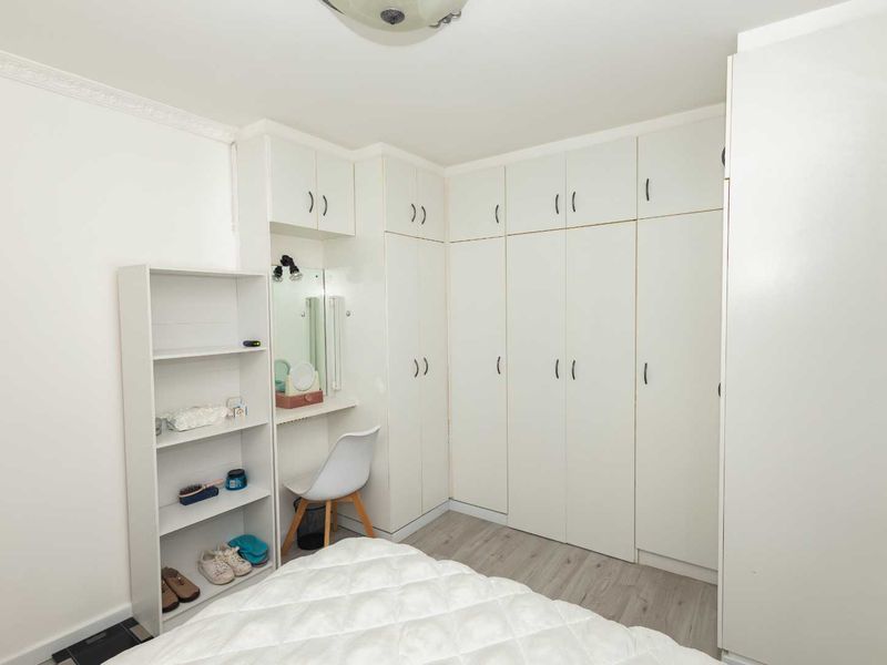 Charming 3-Bedroom Family Home in Protea Heights - Photo 6