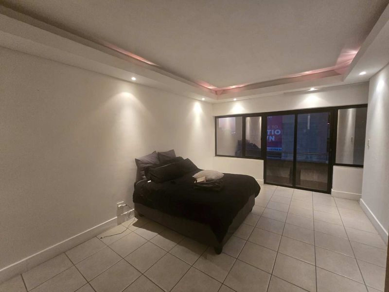 Charming Bachelor Apartment in Ferreirasdorp - Photo 6