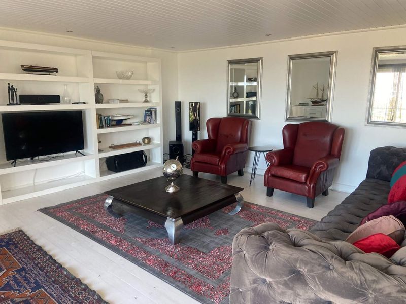 Fully Furnished Home in Glencairn Heights - Photo 9