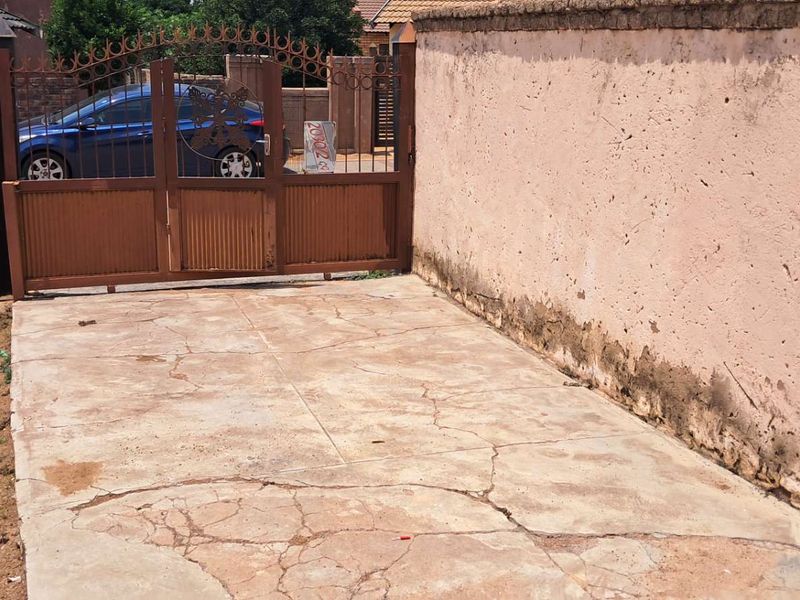 3 BEDROOM TO LET - Photo 8