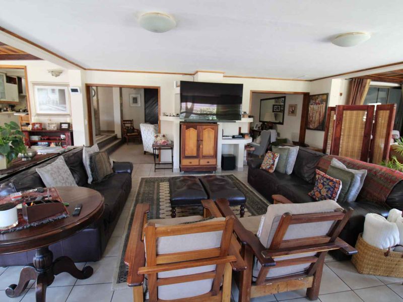 Area of high priced homes - Photo 6