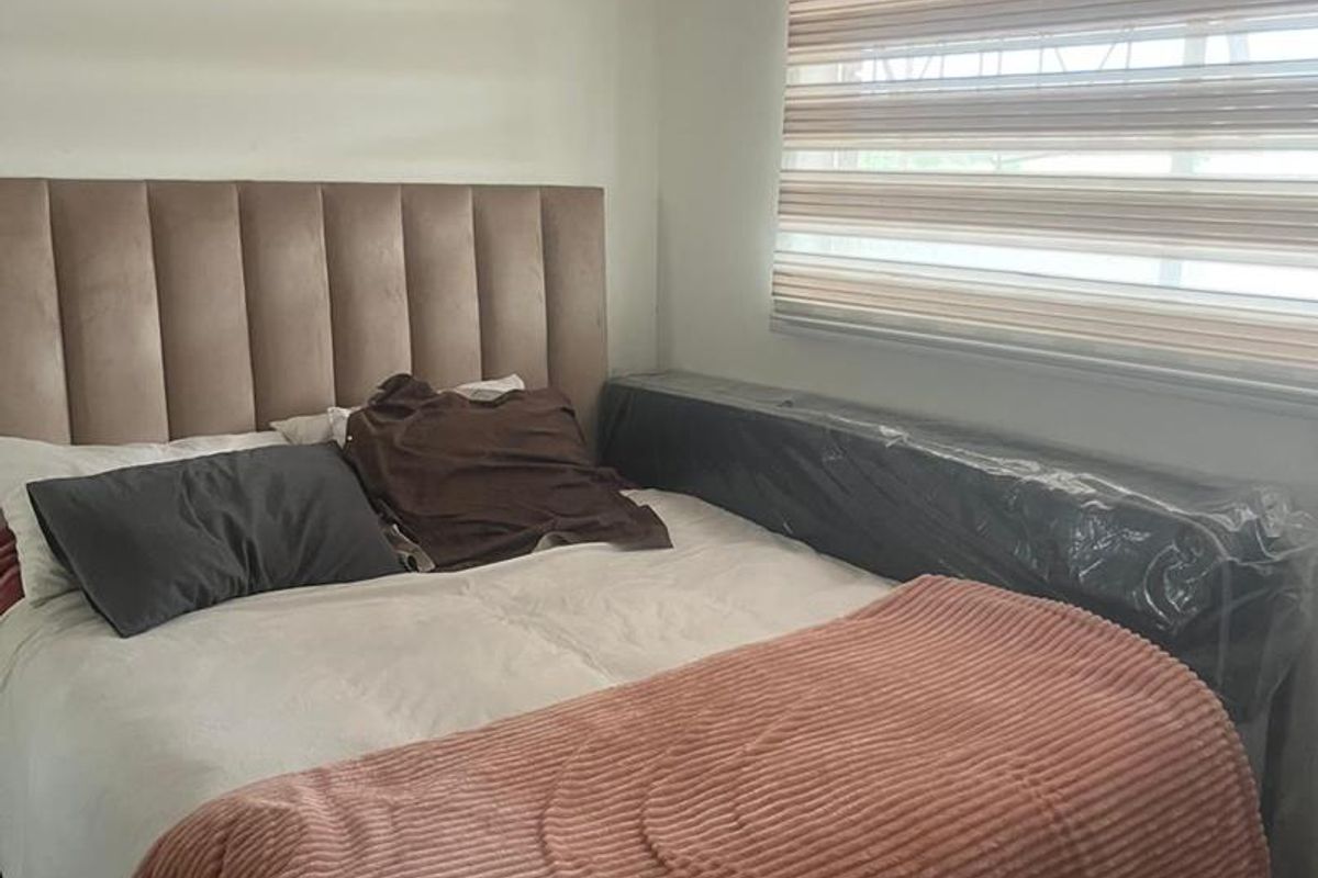 Charming North-Facing 2-Bedroom Unit in Pristine Complex - Photo 4