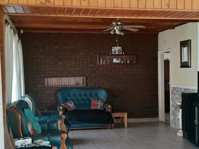 6 Bedroom House for sale in Rewlatch Johannesburg - Photo 6