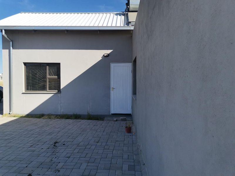 FREE STANDING HOUSE FOR SALE - Photo 10