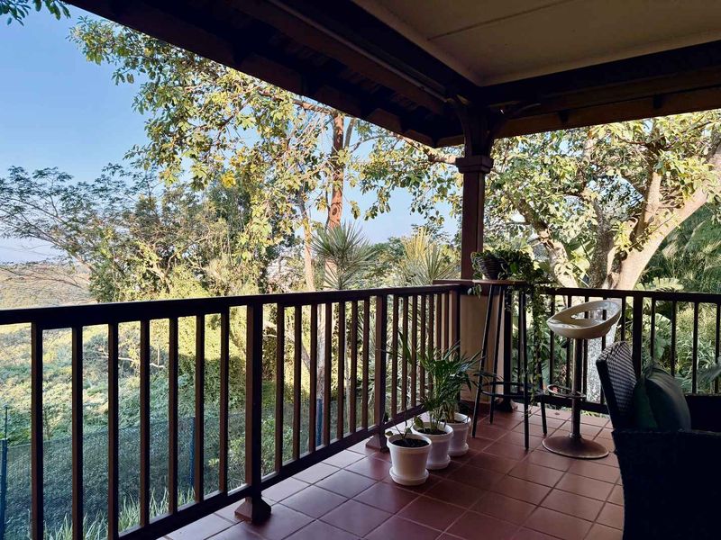 Beautifully Renovated 3 Bedroom Penthouse Apartment in Ballito - Photo 8