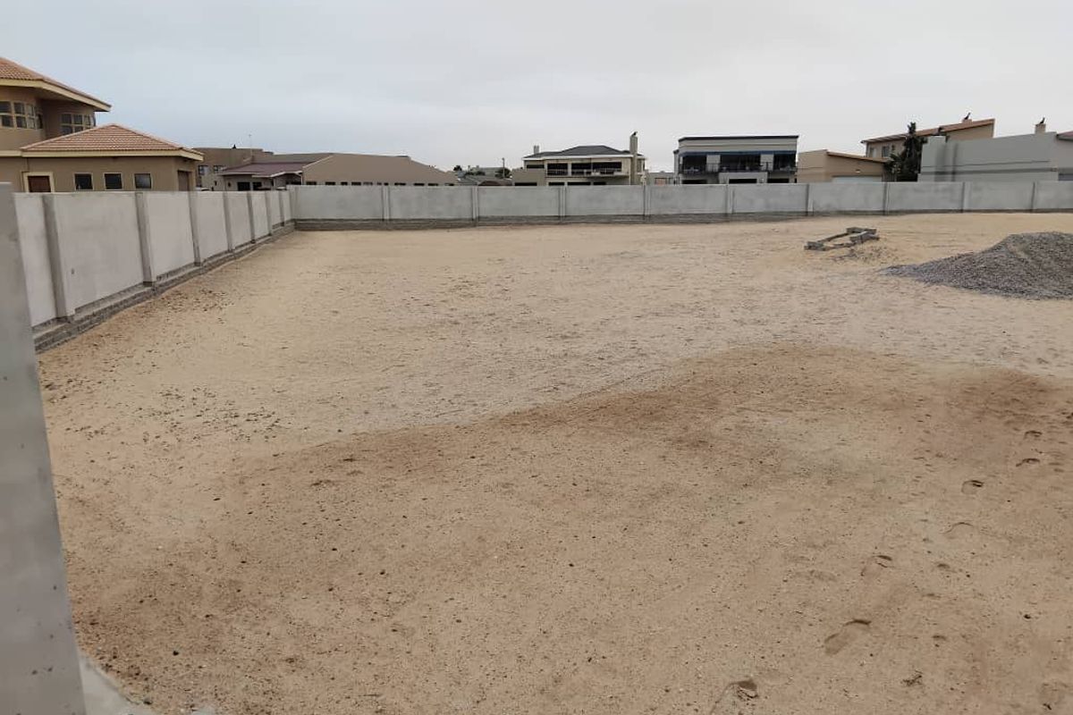 LARGE ERF FOR SALE IN HENTIES BAY – SOUTH DUNE - Photo 3