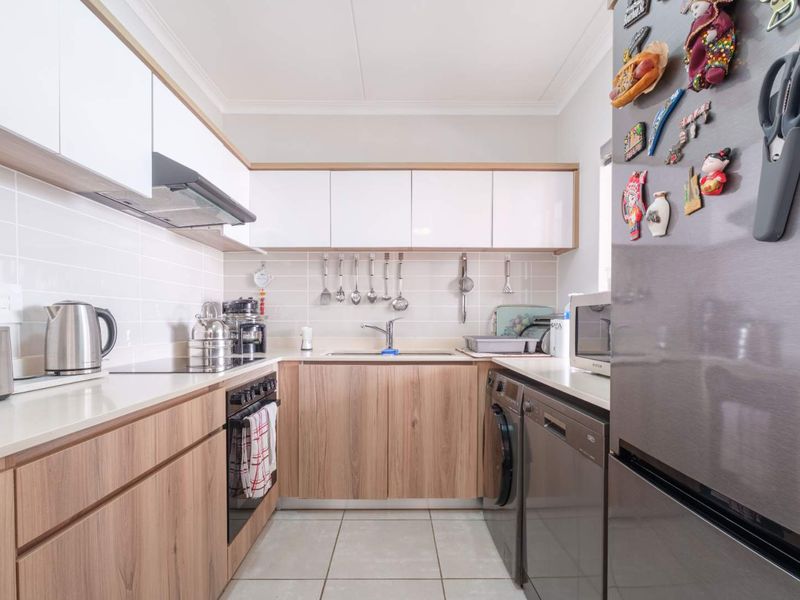 Upmarket apartment in Ballito Hills - Photo 3