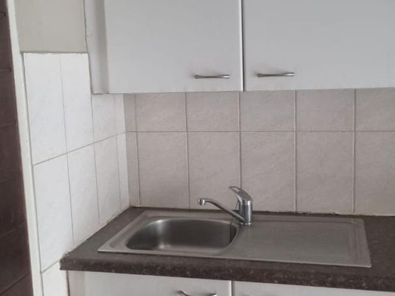 Investors dream,Batchelor apartment in Florida - Photo 4