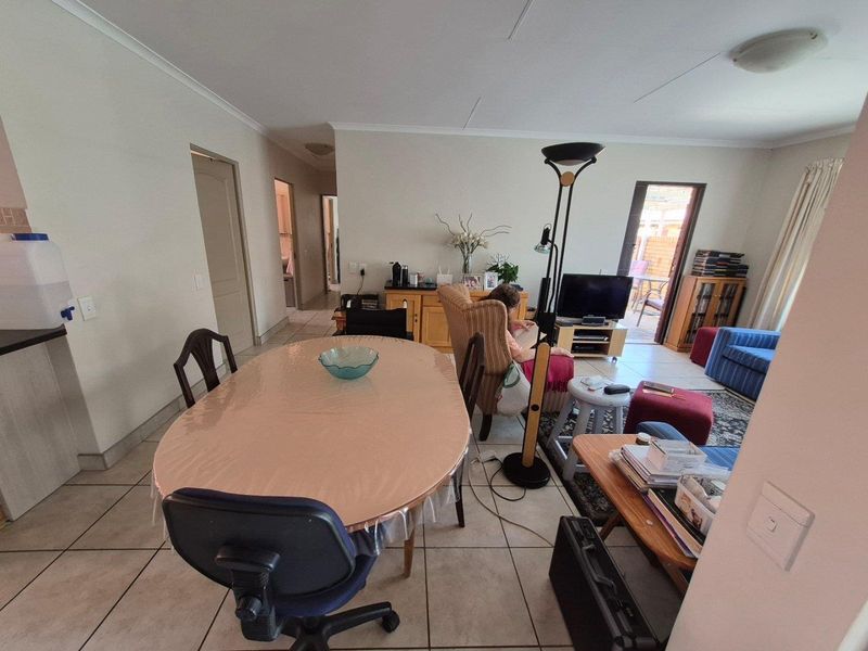 Spacious, secure and designed for exceptional retirement living! - Photo 6