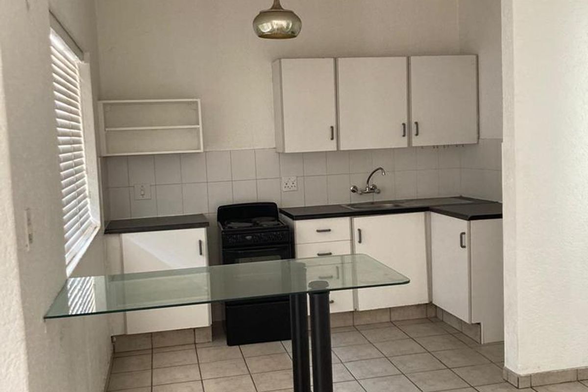 1 BEDROOM APARTMENT FOR SALE IN WESTDENE - Photo 4