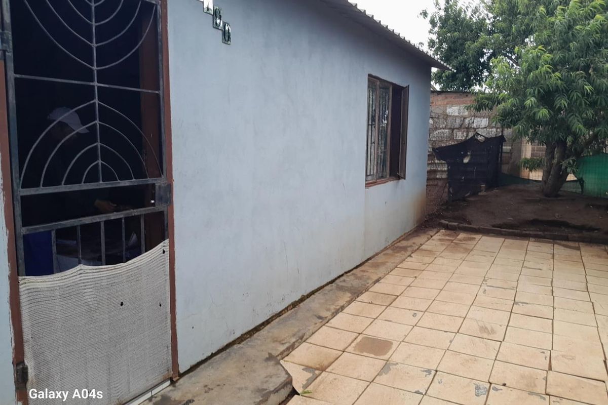 Smart 2 Bedroom RDP (neat and spacious) - Photo 2