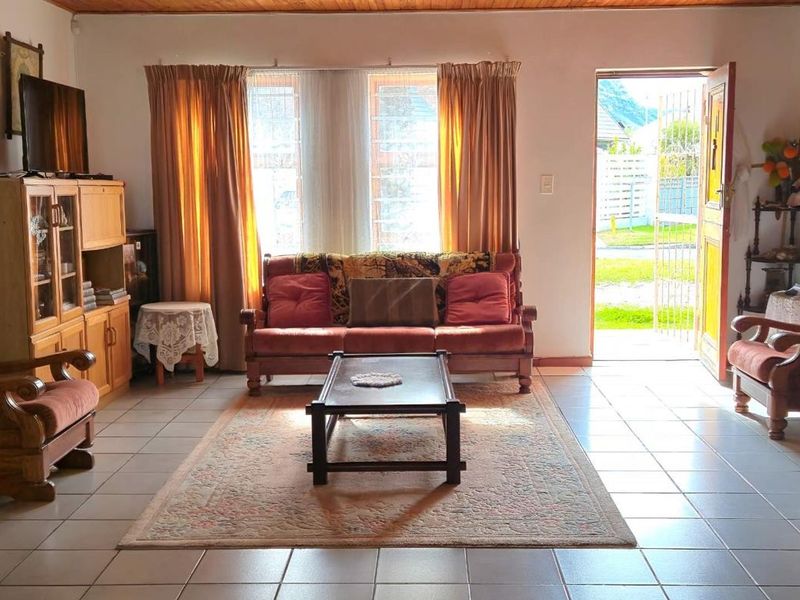 Fabulous in Franskraal - low-maintenance forever home! - Photo 8