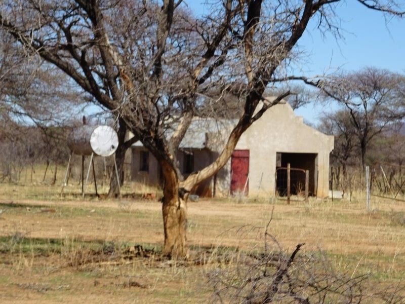 Farm for Sale – 5,500 ha in Otjizondjupa Region - Photo 8