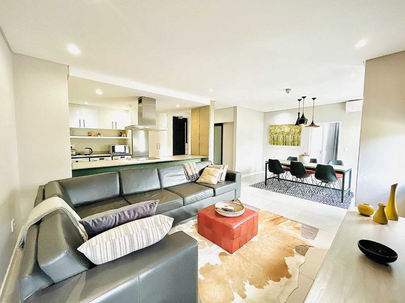 Parkmore Perfection: Exquisite 2-Bedroom with Private Garden - Photo 9