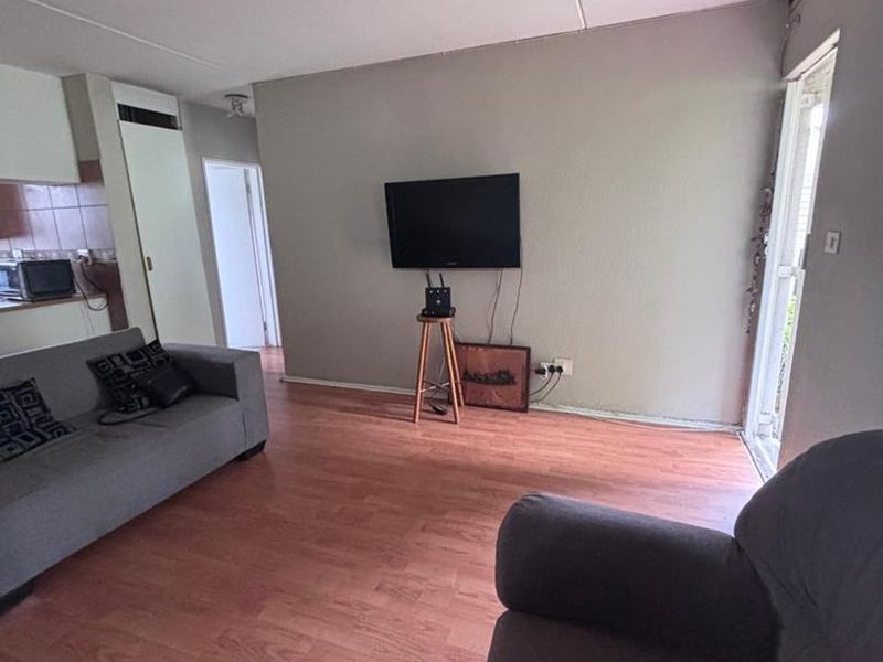 Ground Floor Corner Townhouse with Garden in Prime Meyersdal - Photo 10