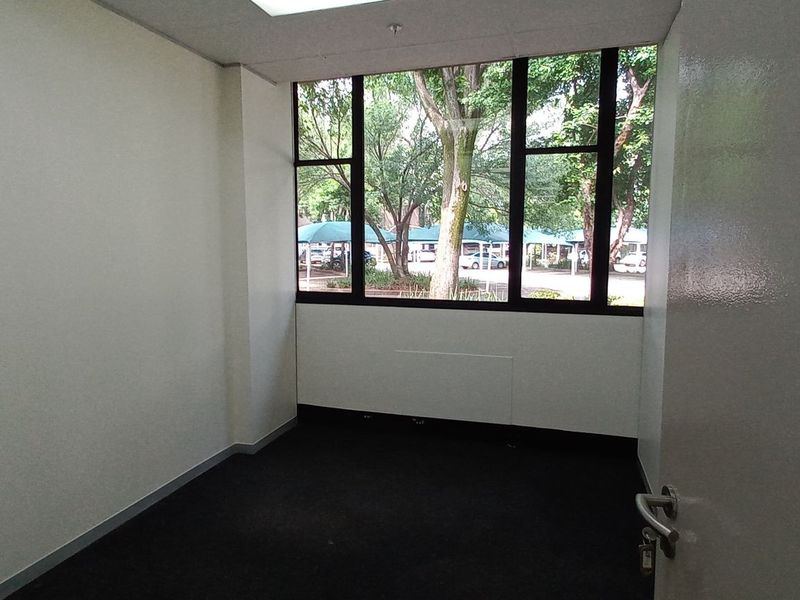 787m2 Isando Office To Let - Photo 6