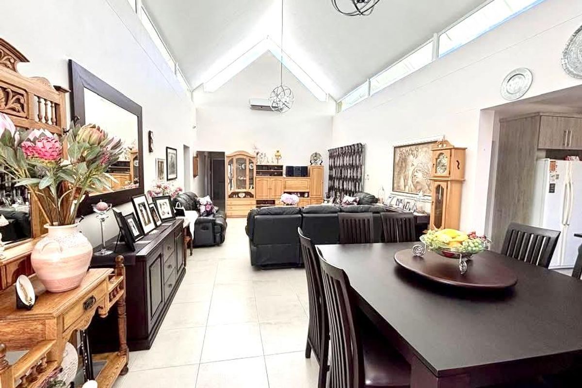 3 Bedroom House To Let in Elisenheim - Photo 3
