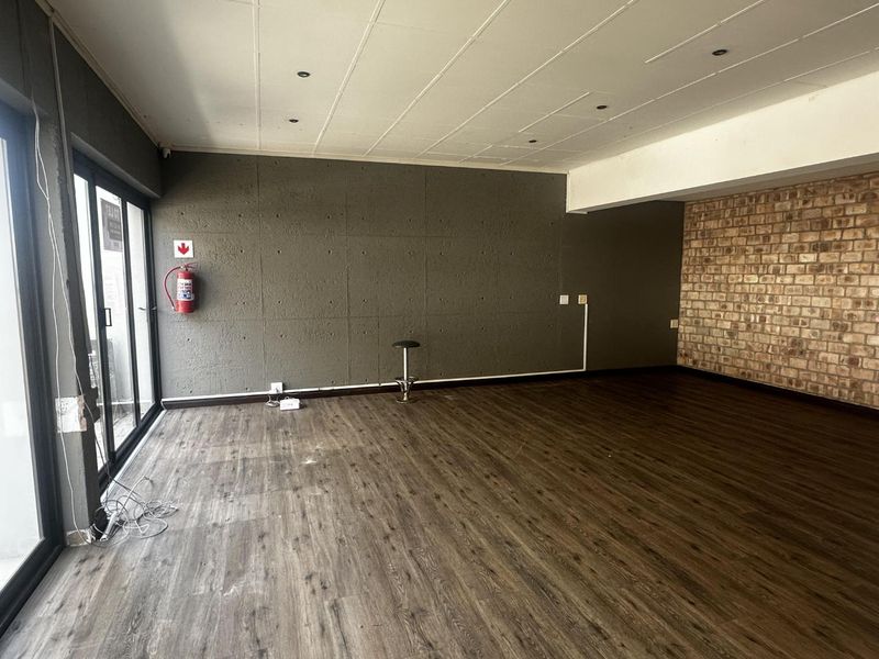 Office or Retail To Let Centre Swakopmund N$40,000 (Excludes VAT) - Photo 2