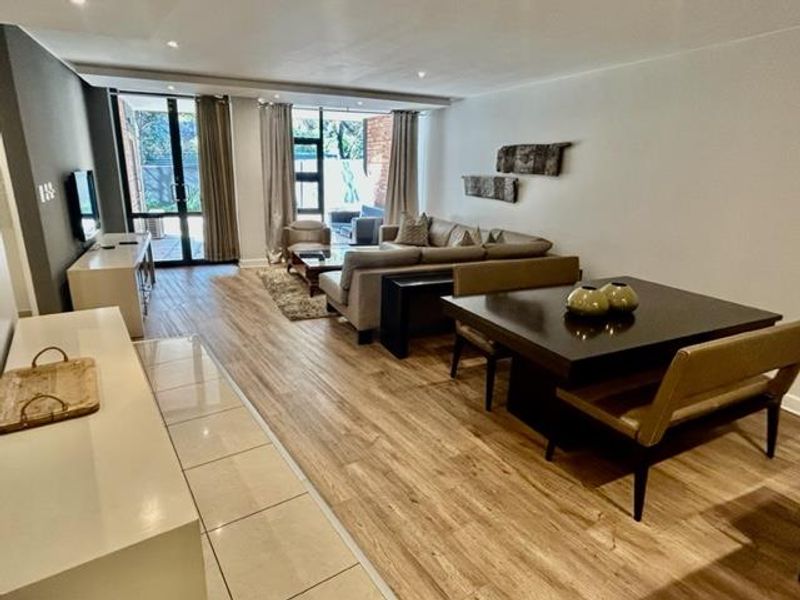 MODERN EXECUTIVE 2 BED 2.5 BATH FURNISHED GARDEN APARTMENT BENMORE - Photo 4