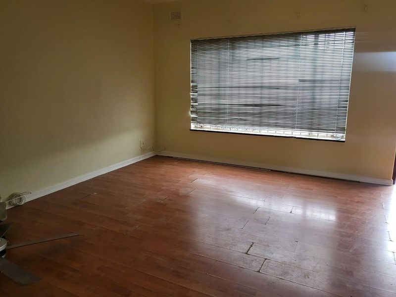 2 Bedroom Unit to rent in Malvern - Photo 5