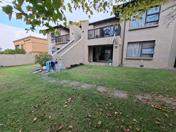Property #2497164, Apartment For Sale in Buccleuch