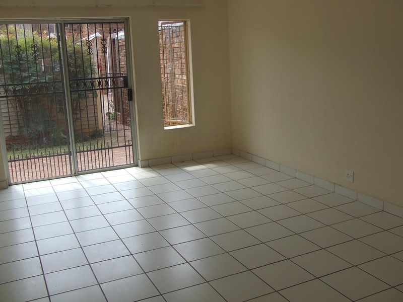 2 BEDROOM FLAT TO RENT IN DOORNPOORT - Photo 9