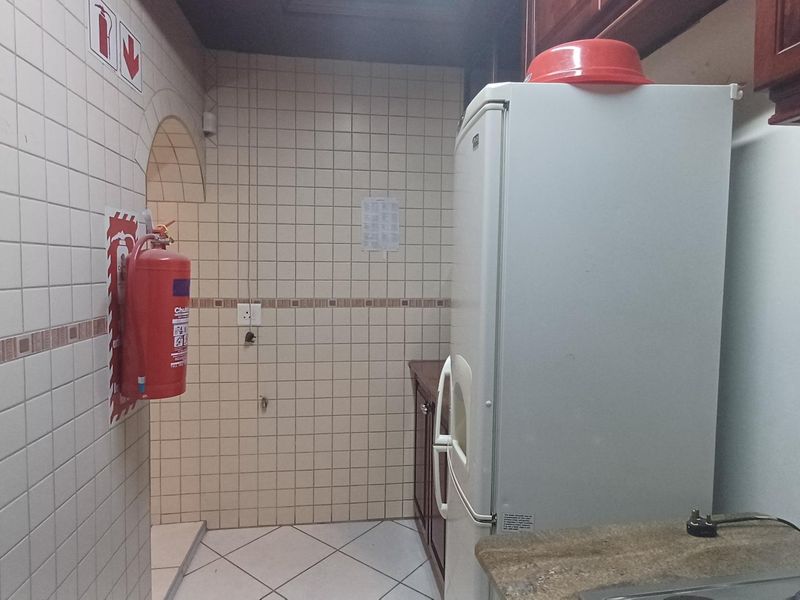 To Let (furnished) - Photo 8