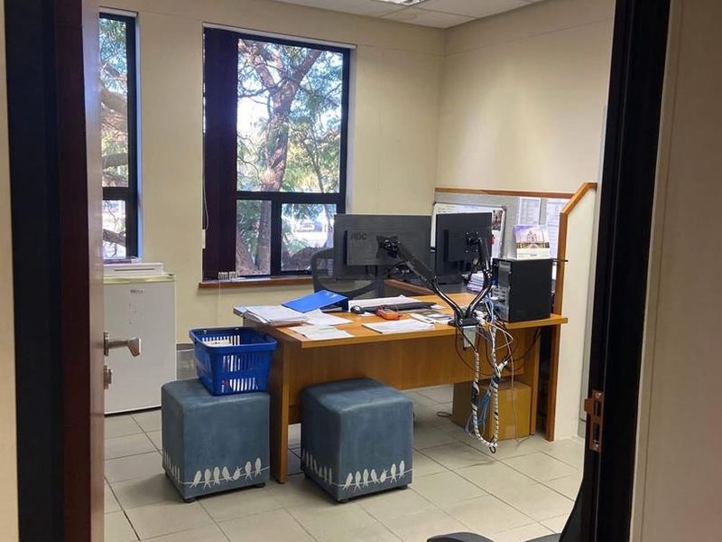 Business Commercial property For Sale in Windhoek Ausspanplatz - Photo 6