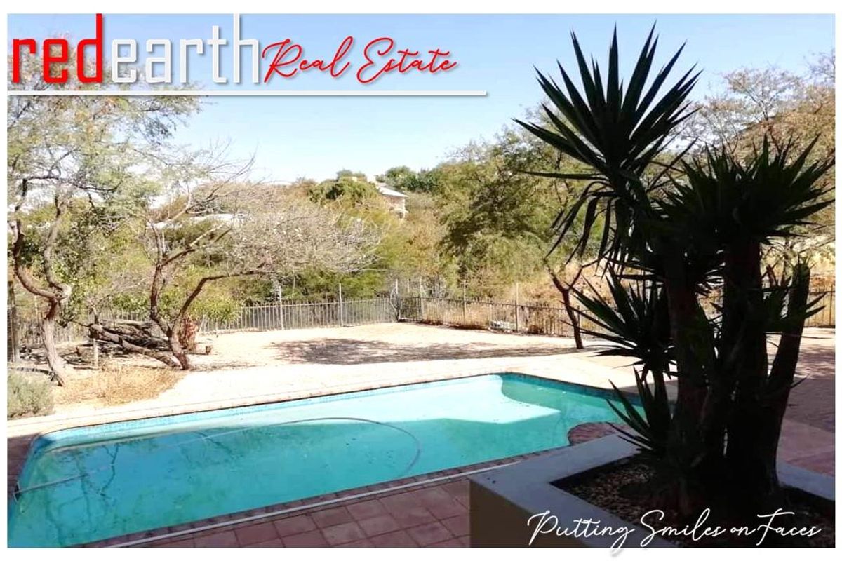 “A Feel Good Family Home Amongst Leafy Serenity” - Photo 4