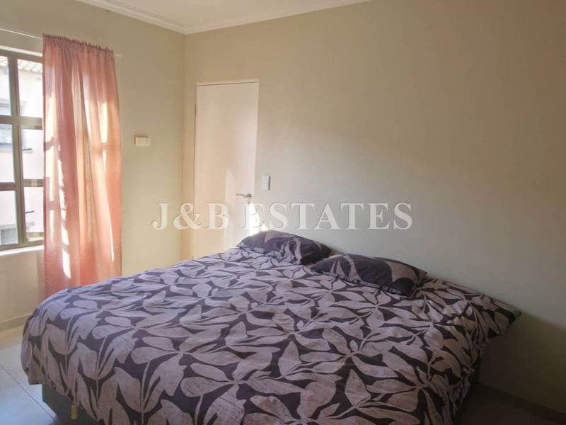 2 Bedroom Townhouse In Prime Area - Photo 9