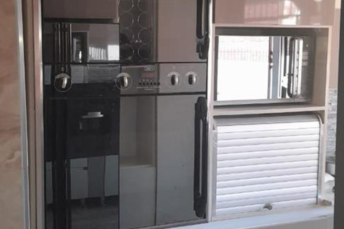 5 bedrooms house for sale in Soshanguve M - Photo 4