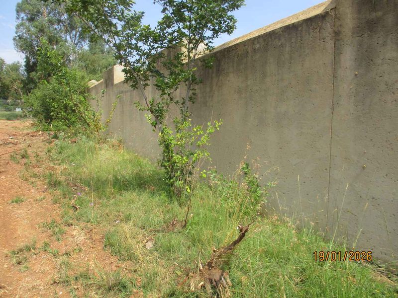 Enjoy the tranquility of Henley - Photo 10