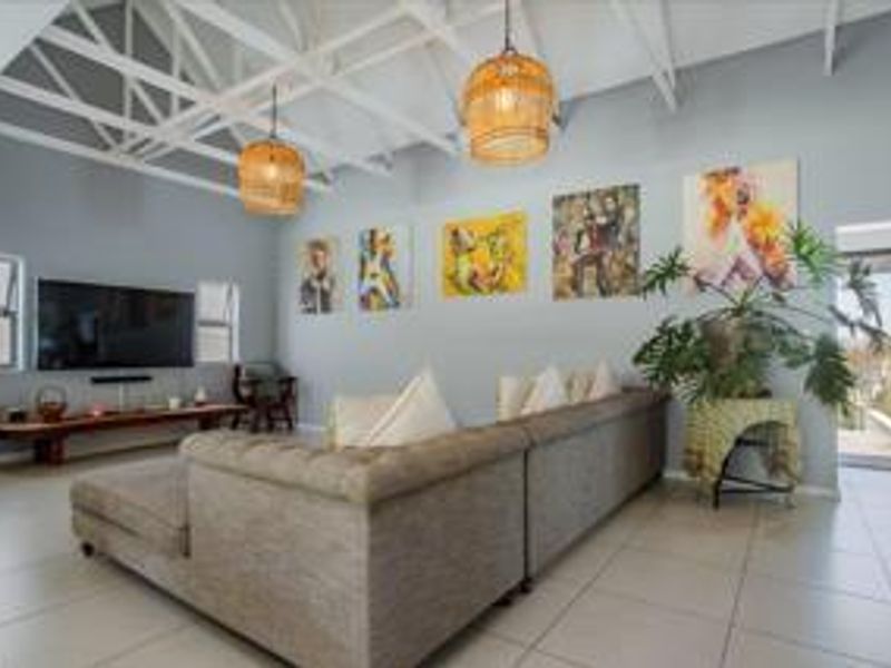 Modern, Secure & Spacious 3 Bedroom Home in Wellington - Photo 7