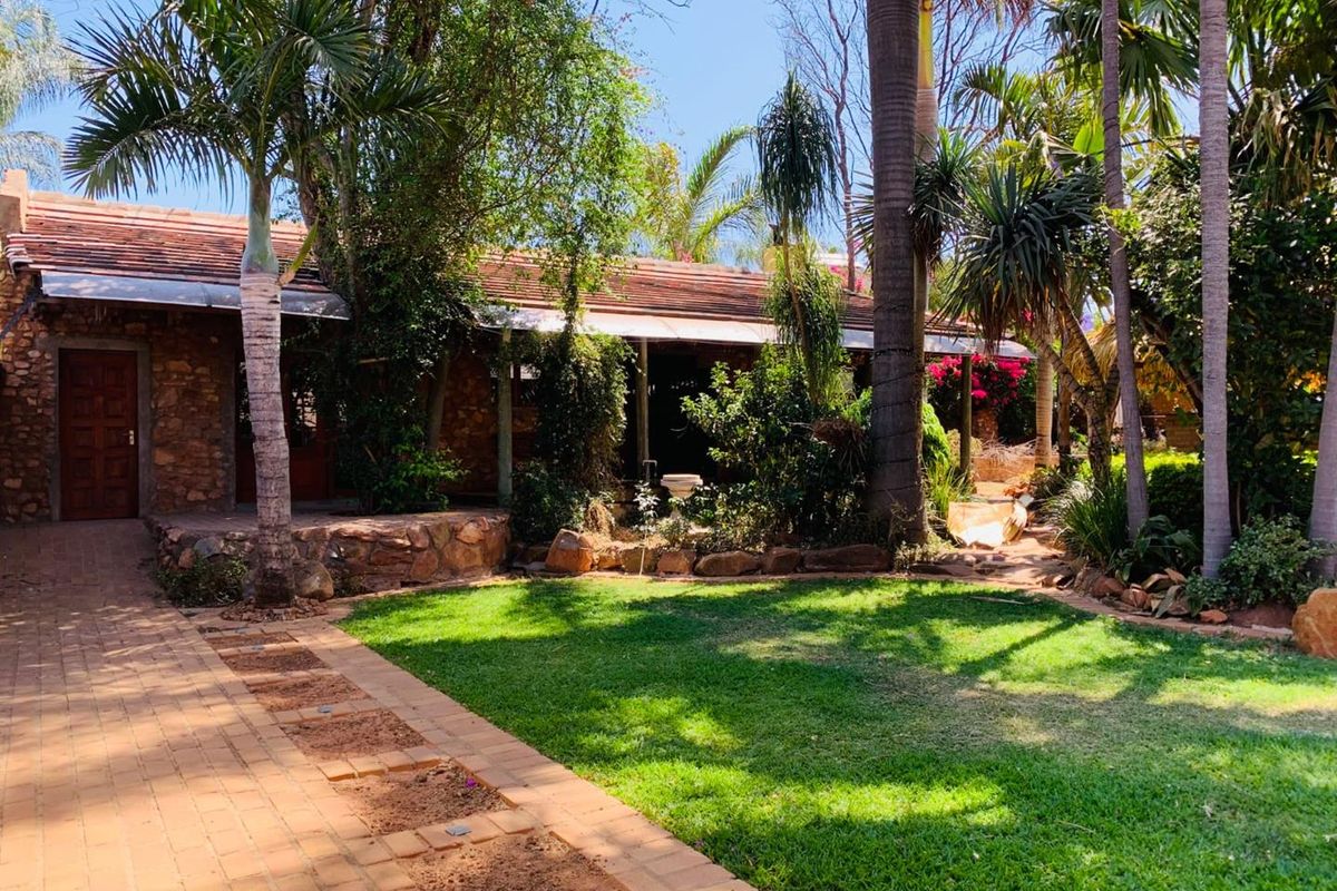 6 bedrooms for sale in Amandasig - Photo 2