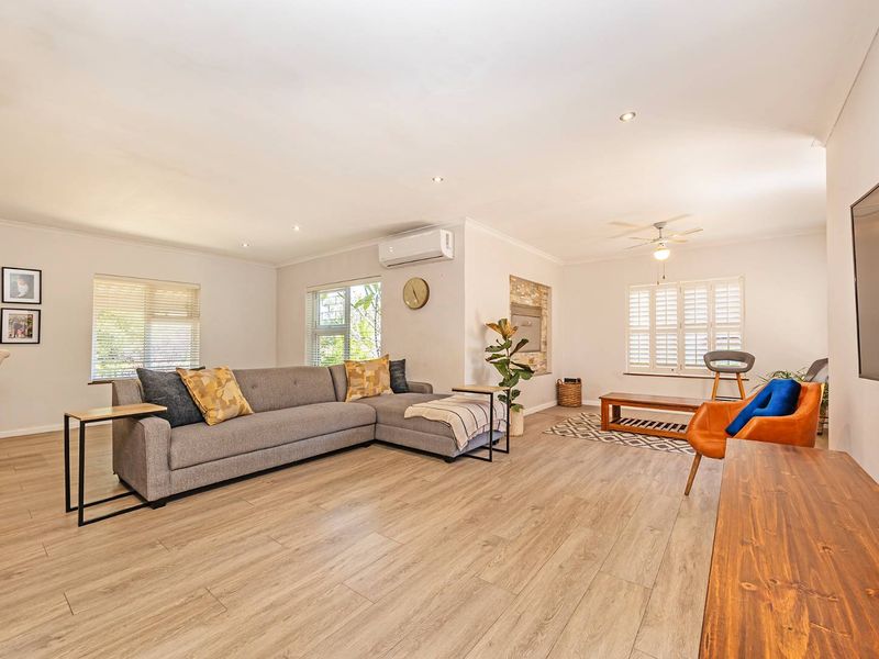 The Perfect Blend of Comfort, Style & Smart Living in Plattekloof - Photo 6