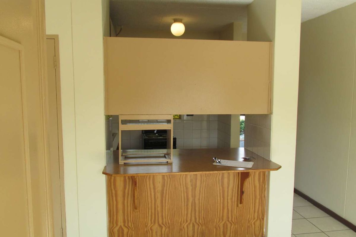 BACHELOR FLAT TO RENT IN PRETORIA WEST - Photo 5