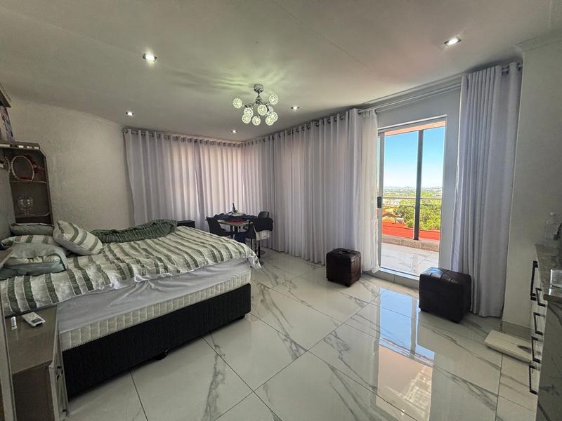 Newly renovated home for sale in Kleine Kuppe - Photo 2