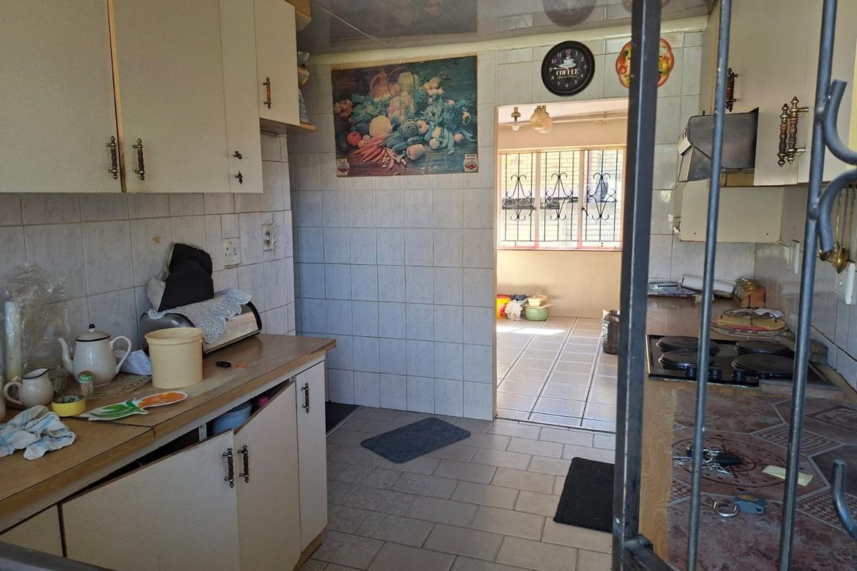 Affordable Family Home in Forderville, Estcourt - Photo 5