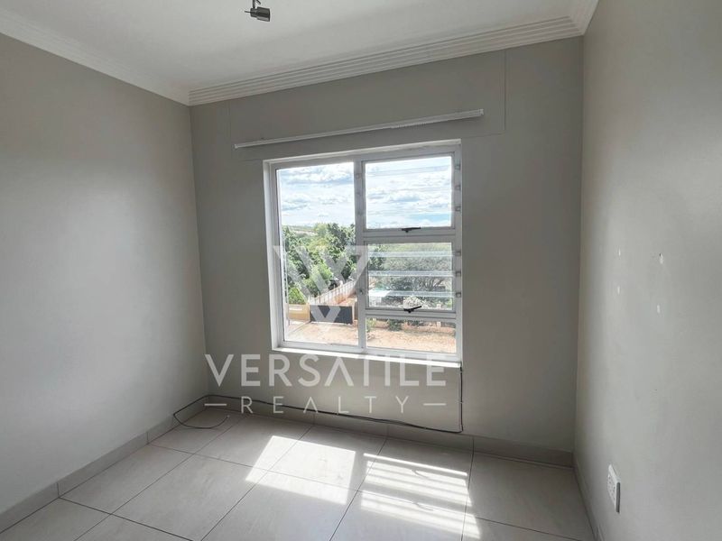 2 Bedroom Apartment for sale in Pionierspark Extension 1 - Photo 9